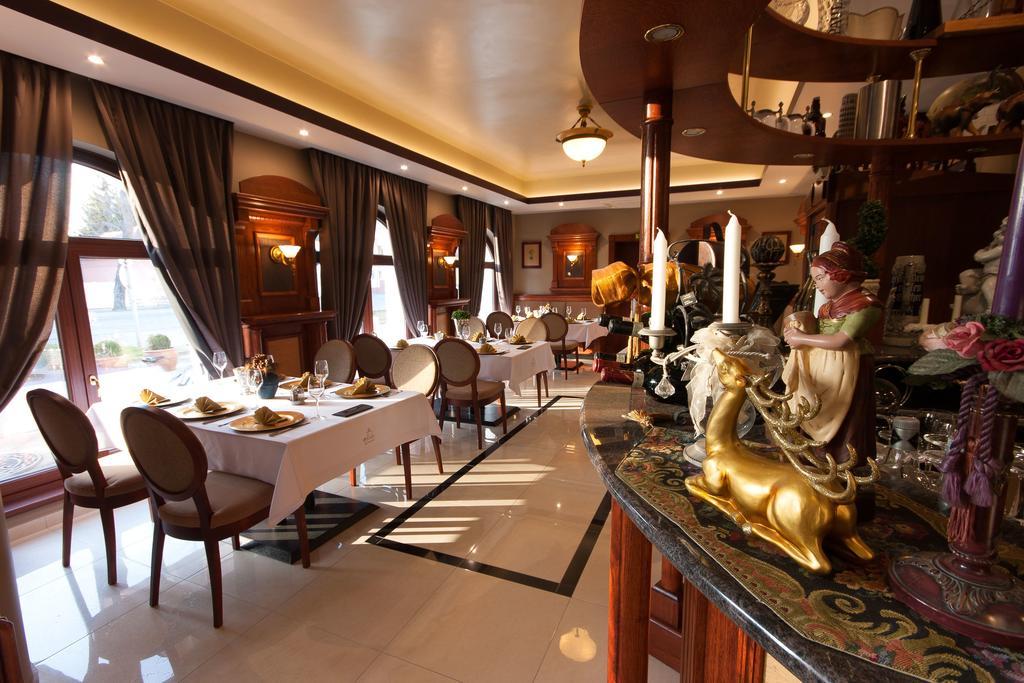 Xavin Wellness & Restaurant Hotel Harkány