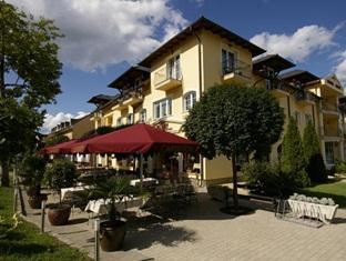 Xavin Wellness Hotel&restaurant Hotel 4*