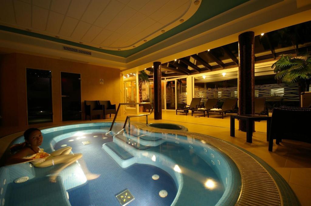 Hotel Xavin Wellness Hotel&restaurant 4*
